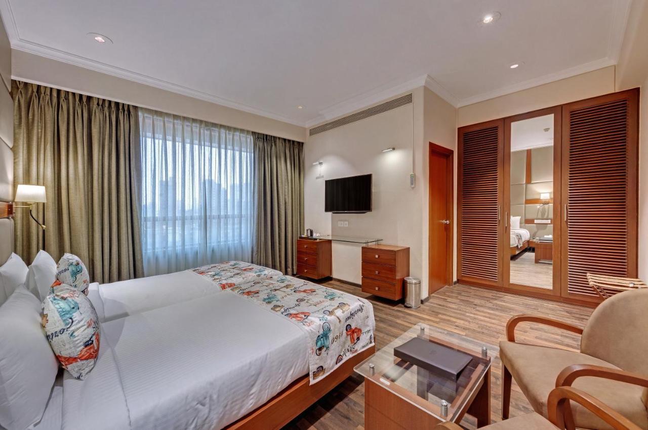 Adiva Residency Beacon, Grant Road, Mumbai Hotell Eksteriør bilde