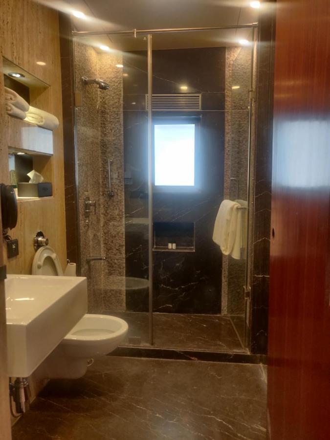 Adiva Residency Beacon, Grant Road, Mumbai Hotell Eksteriør bilde