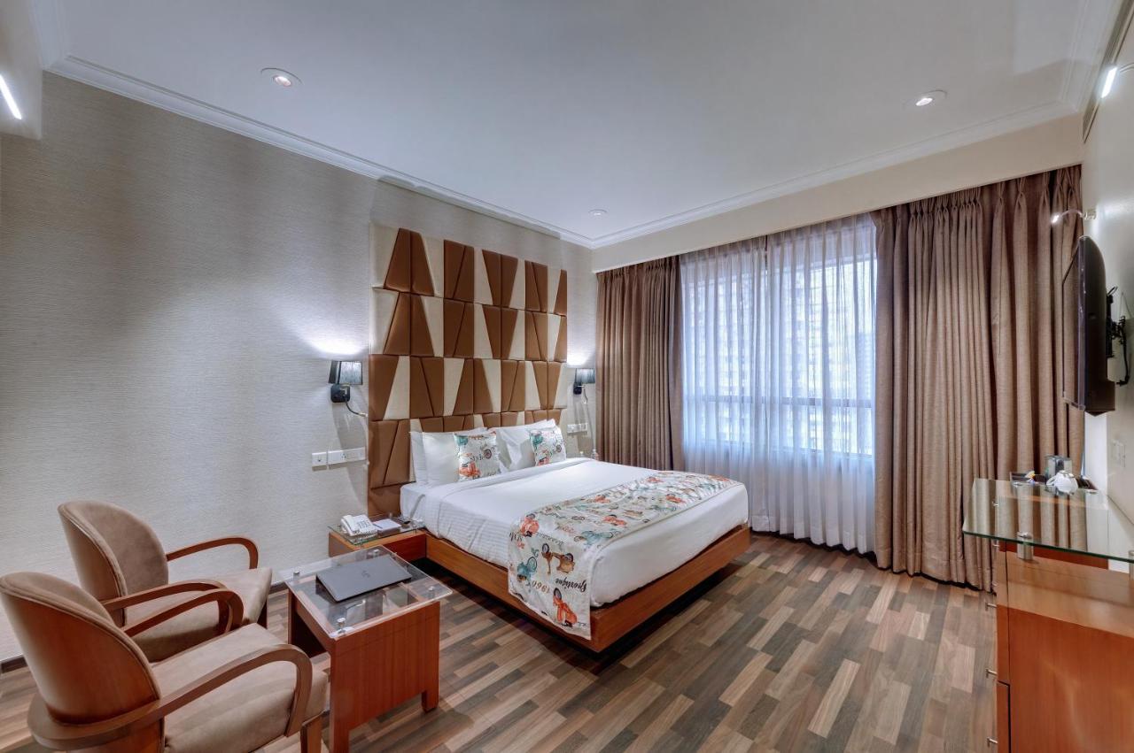 Adiva Residency Beacon, Grant Road, Mumbai Hotell Eksteriør bilde